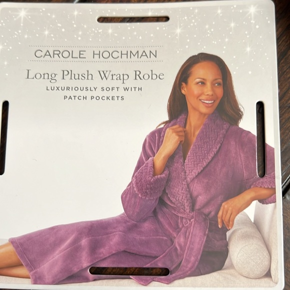 New! CAROLE HOCHMAN Plush Robe Purple (Berry) Sz Small 6-8 Pockets Soft NWT - Picture 7 of 13